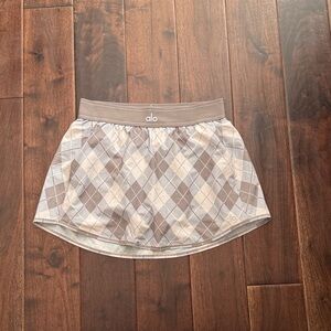 ALO Yoga Tan and Cream Argyle Skirt